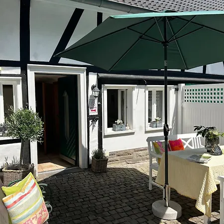 Wohnen Im Grünen - Direkt Am Jakobsweg Overath